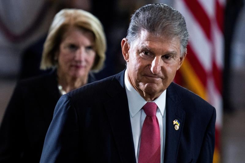 El senador demócrata Manchin vuelve a boicotear el plan de relanzamiento de Biden