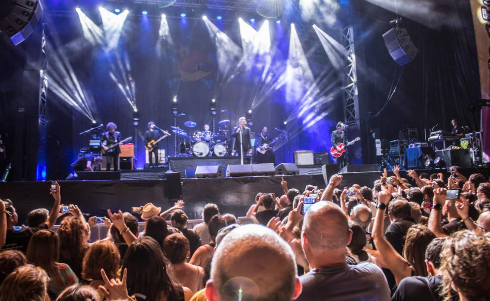 Santo Domingo se rinde a Loquillo