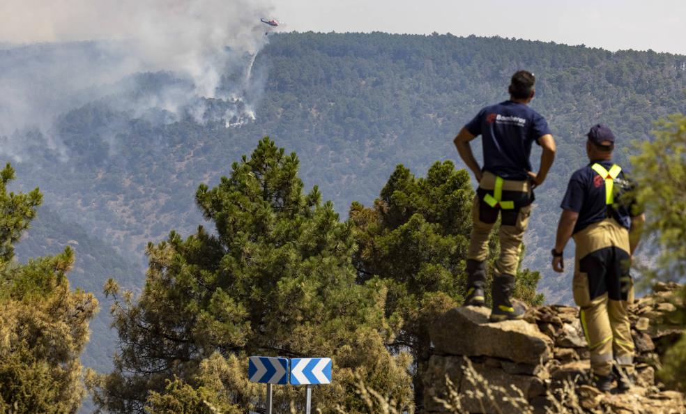 Una empresa de reforestación provoca un fuego en Zaragoza que arrasa ya 14.000 hectáreas