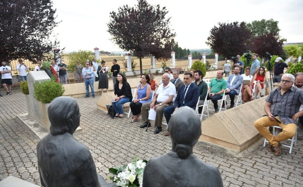 La Barranca acoge el acto institucional del Día de la Memoria Democrática de La Rioja