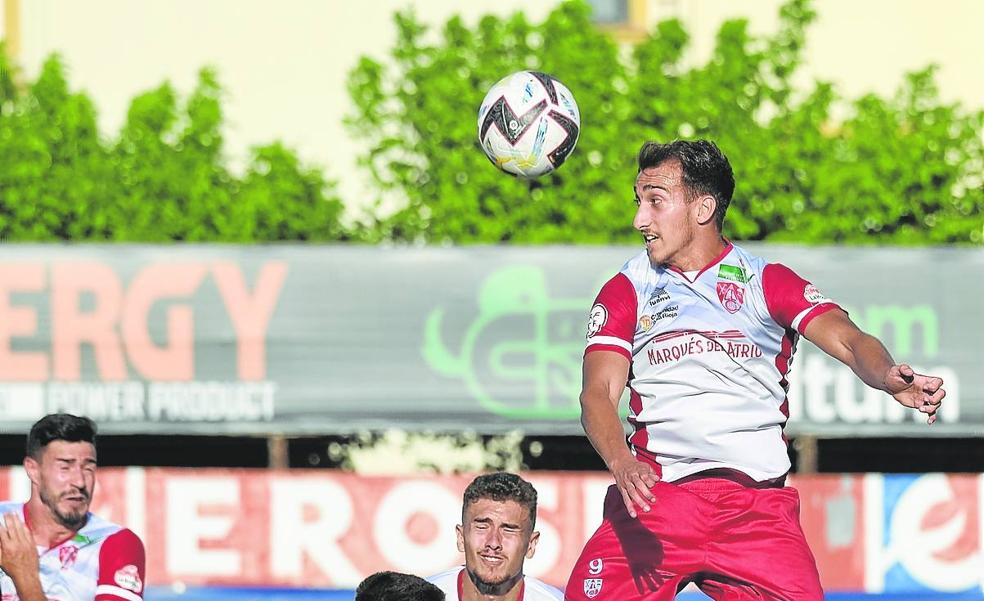 El Calahorra cae con honores