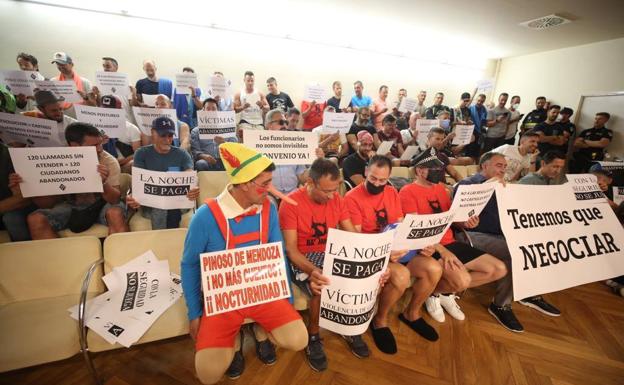 Otro día más de tensión en el Pleno: nueva protesta de la Policía Local de Logroño