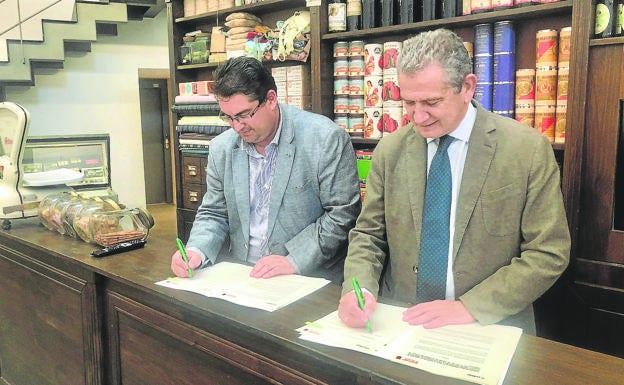 El Ayuntamiento de Torrecilla asume la gestión del Centro de la Emigración Riojana