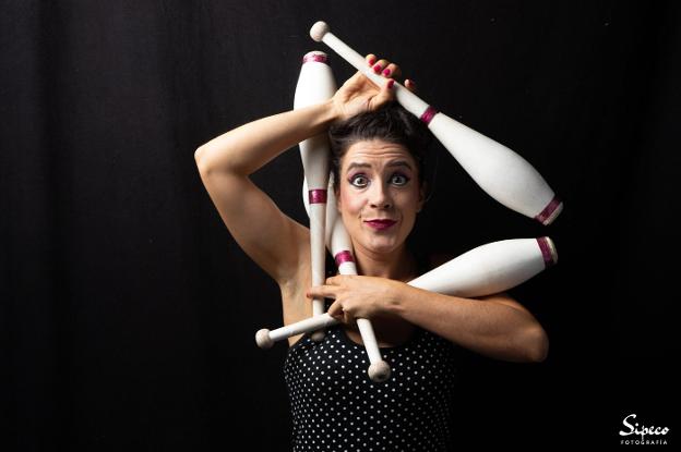 '¡Qué circo de mujer!', en Ventas Blancas