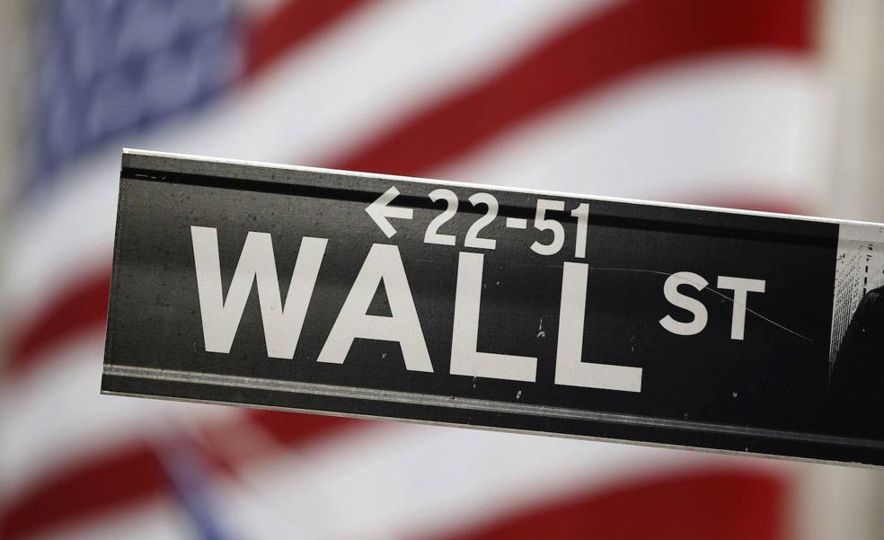 El Ibex se apoya en Wall Street para superar los 8.200 puntos