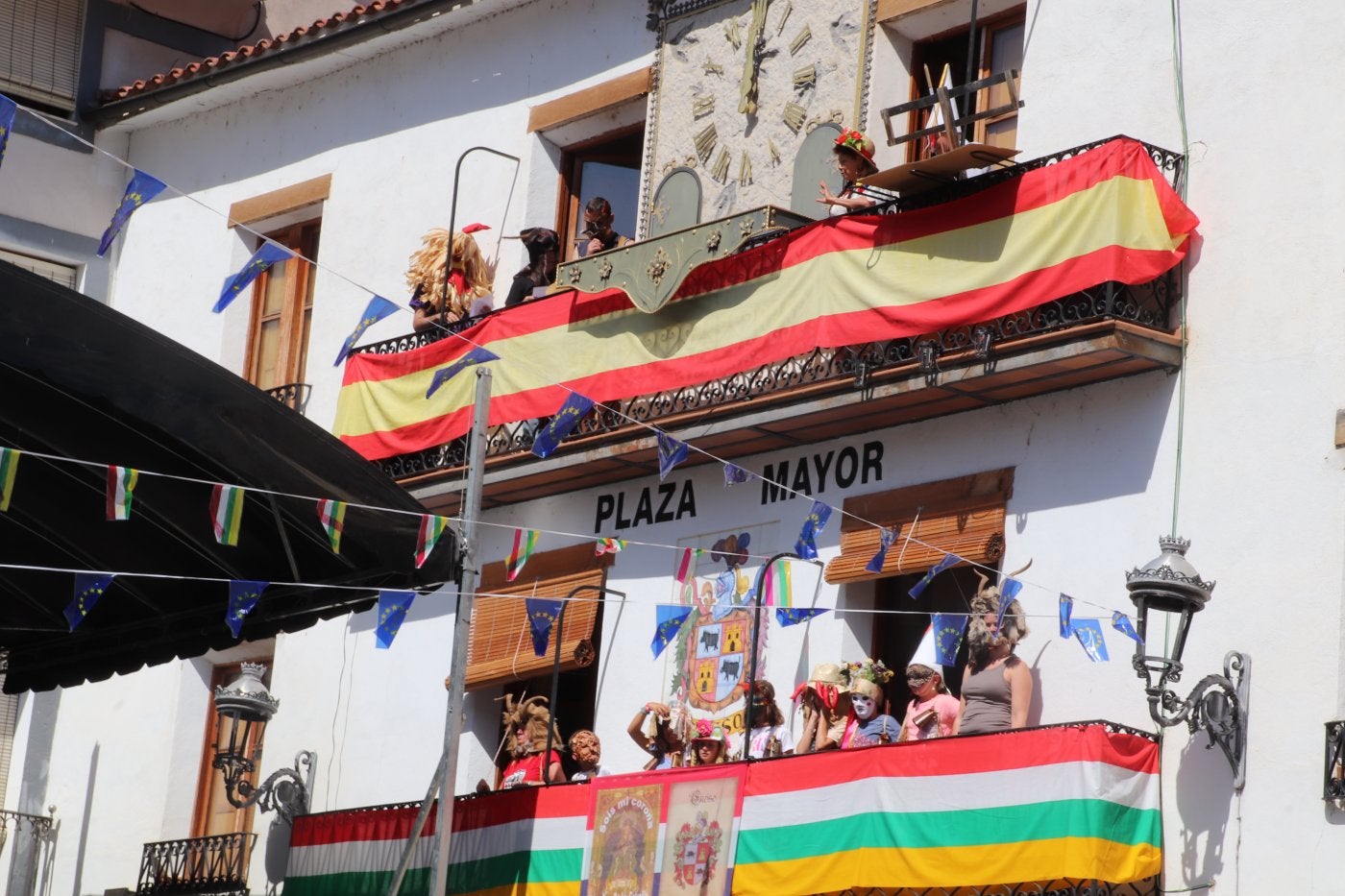 El Carnaval Tradicional inauguró las fiestas de la Estrella de Enciso