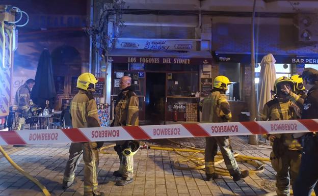 Susto por un pequeño incendio en el bar Sydney, en Logroño