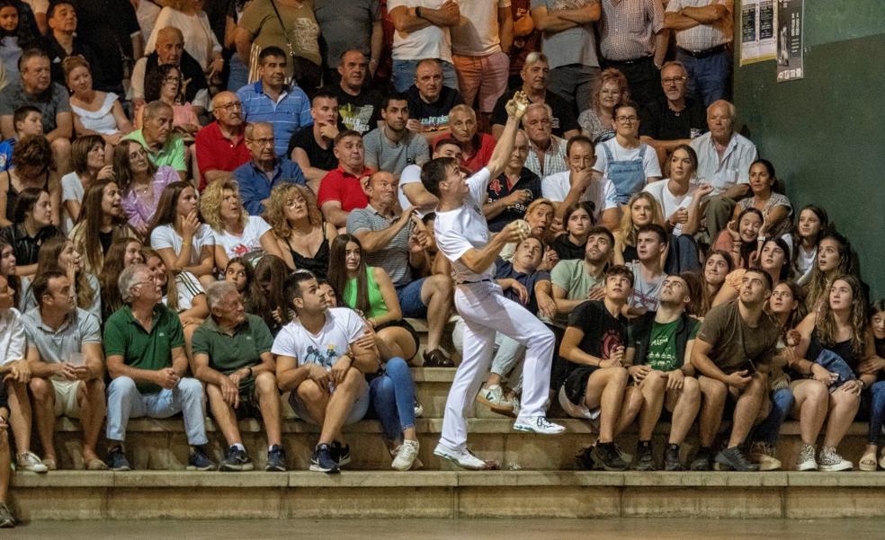 Hasta la pelota la convierten en arte