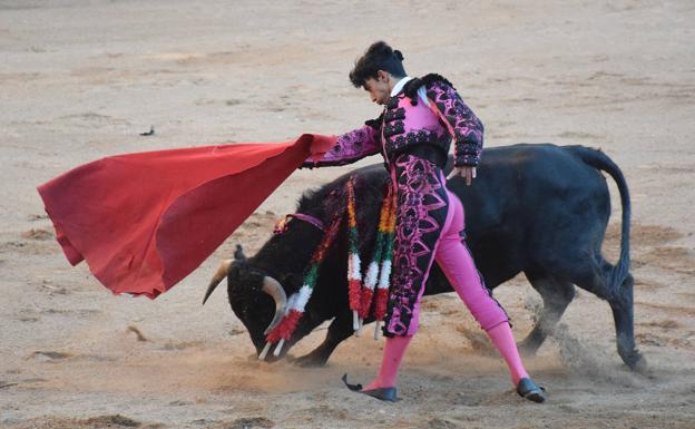 Cid de María se alza con el Cántaro de Navarrete