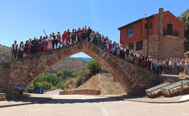 Mansilla celebró una fiesta medieval con casi 200 personas