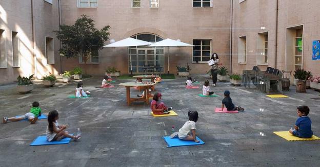 Taller infantil de cuentos en la Biblioteca de La Rioja