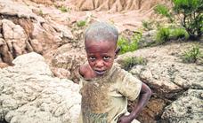 El hambre se ceba con los niños en África