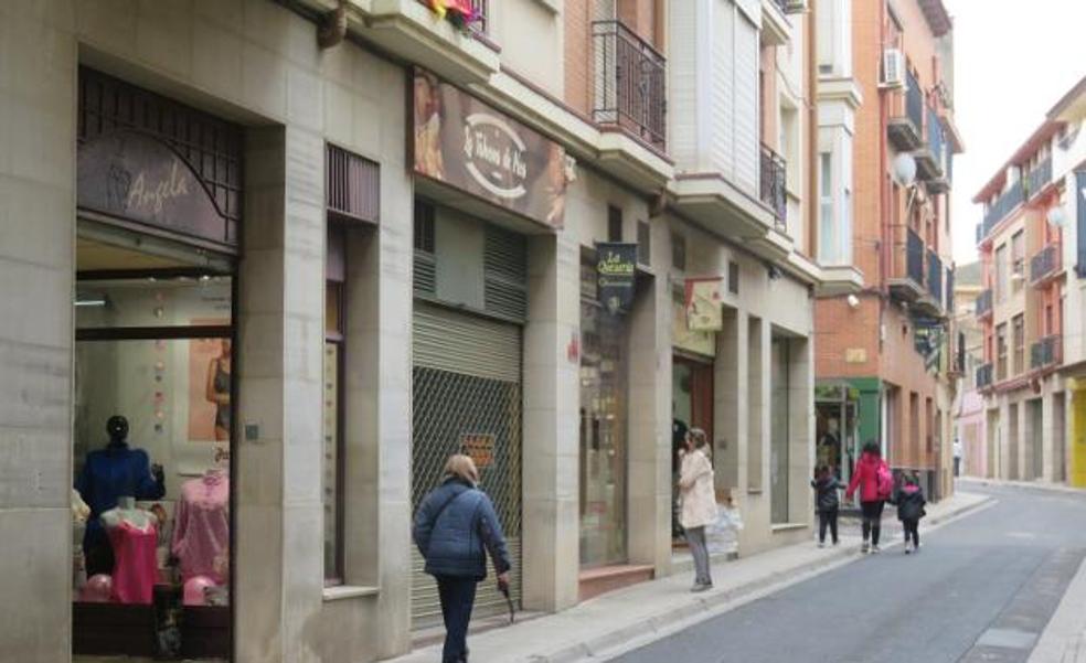 Alfaro lanza una remesa de 670 bonos comerciales mañana para la vuelta al colegio