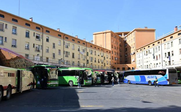 Descuentos del 50% en los abonos y títulos multiviaje de la línea de autobús Logroño-Soria