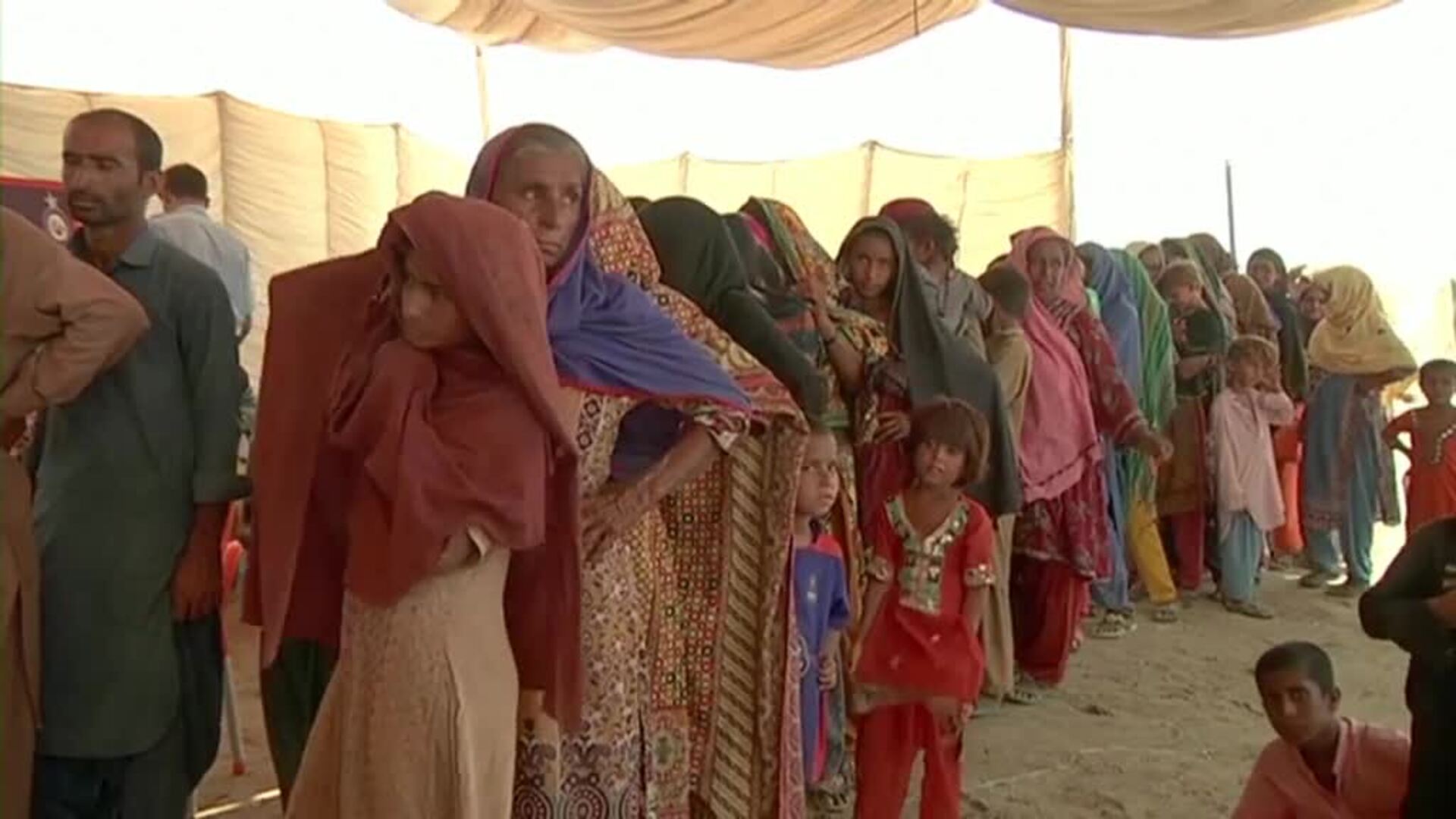 Las enfermedades asolan a la población más vulnerable tras las peores inundaciones sufridas en Pakistán en décadas