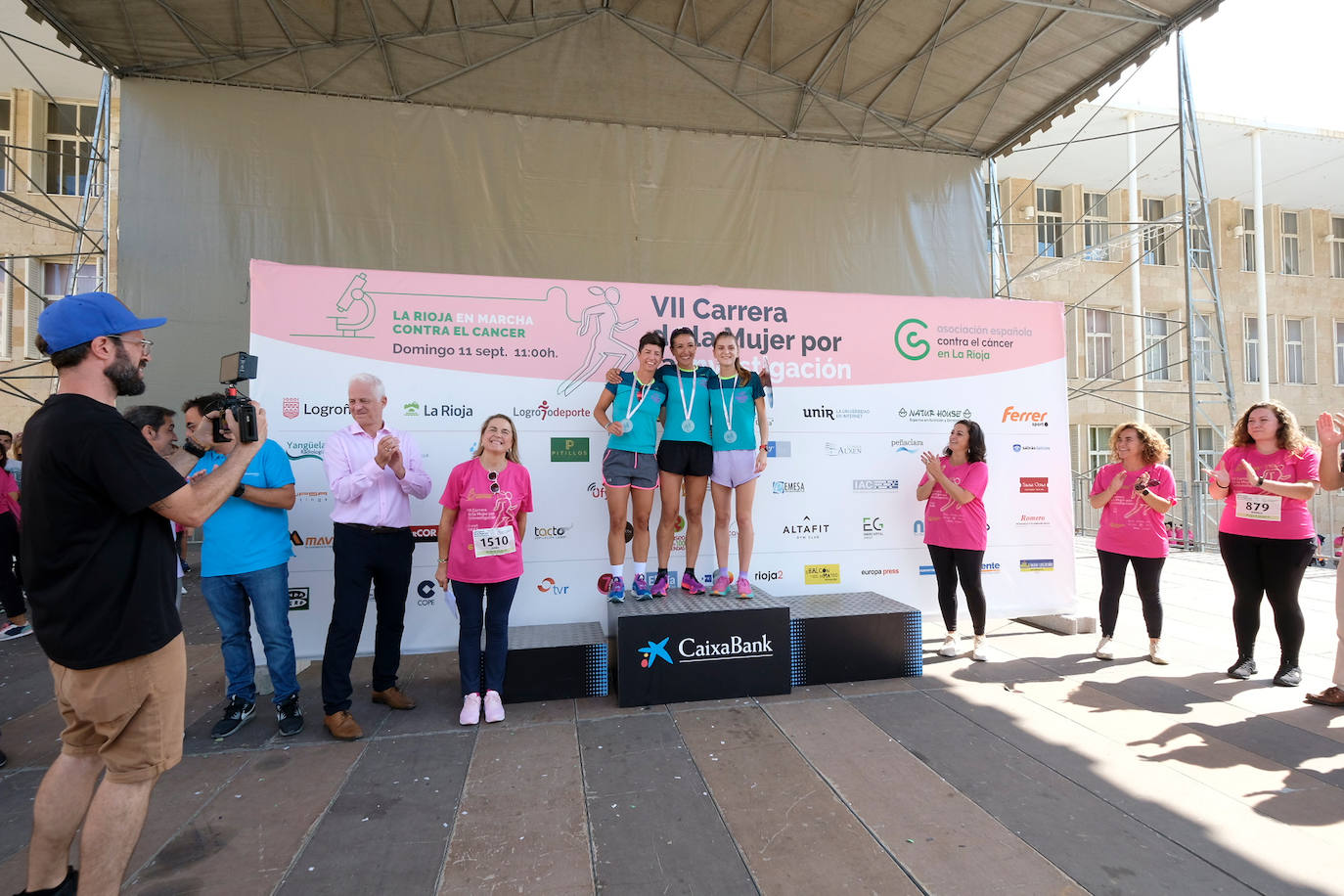 El podio de la Carrera de la Mujer en Logroño