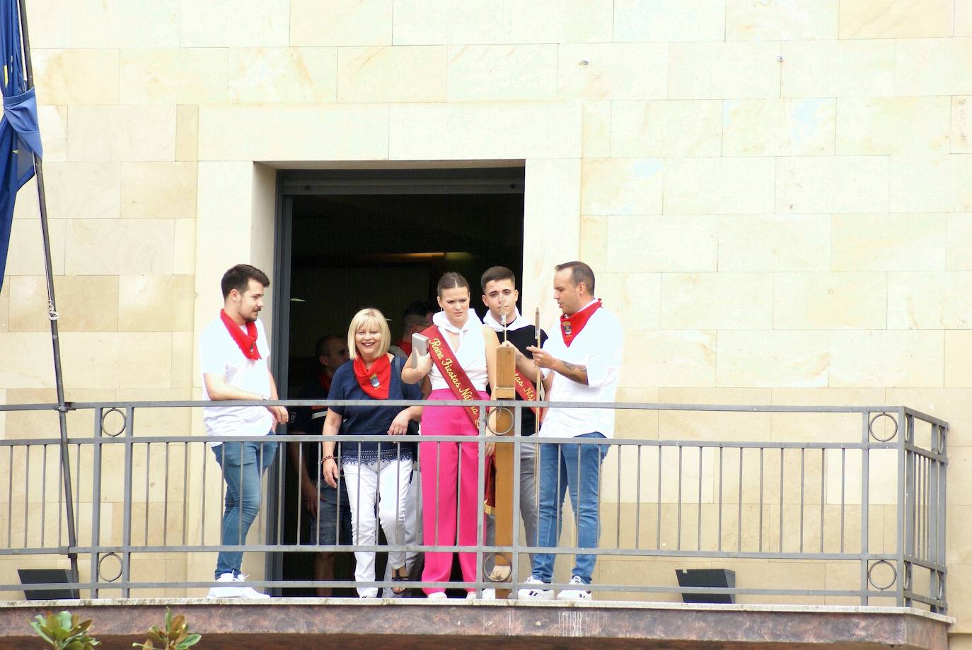 Con el cohete arrancan las fiestas de Nájera