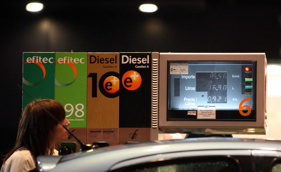 La brecha entre el precio de la gasolina y el diésel se amplía a 16 céntimos