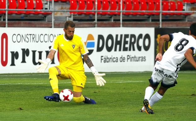 Limones refuerza la portería del Calahorra