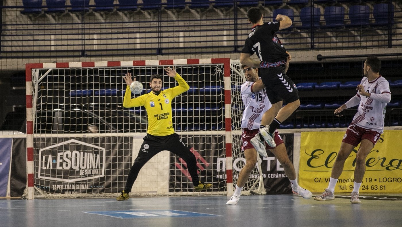 La portería del Logroño, la de peores números de la Asobal