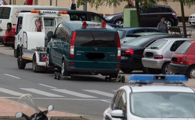 Logroño supera en un 26,5% la media del coste de la grúa municipal en España