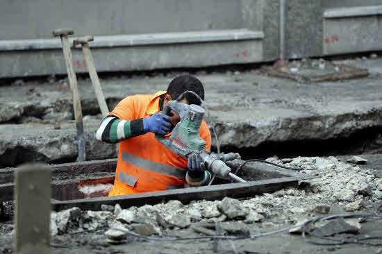 Más trabajadores con cláusulas salariales pero con unos topes