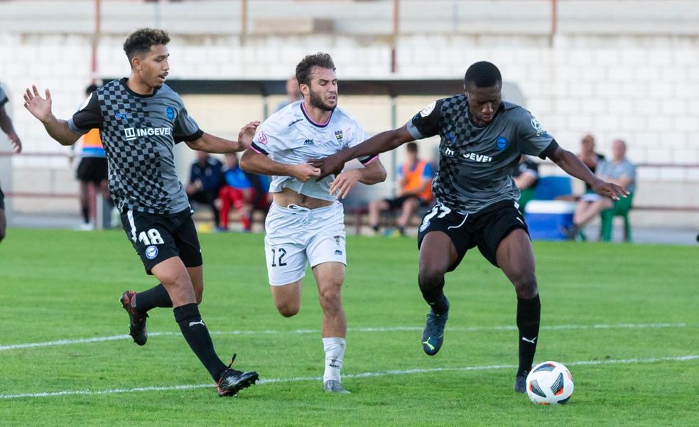 El Racing Rioja se deja dos puntos ante el Alavés B