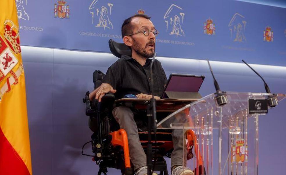 Echenique acusa al PSOE de «deslealtad» por ocultar una subida «unilateral» del gasto en Defensa