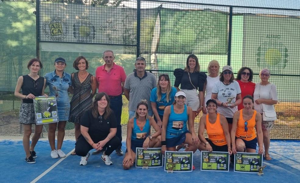 Un centenar de alfareños participó en la liga de pádel de los comerciantes