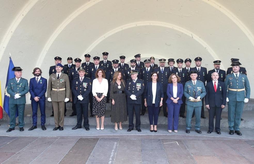 Jornada de gala y condecoraciones en la Policía Nacional en La Rioja