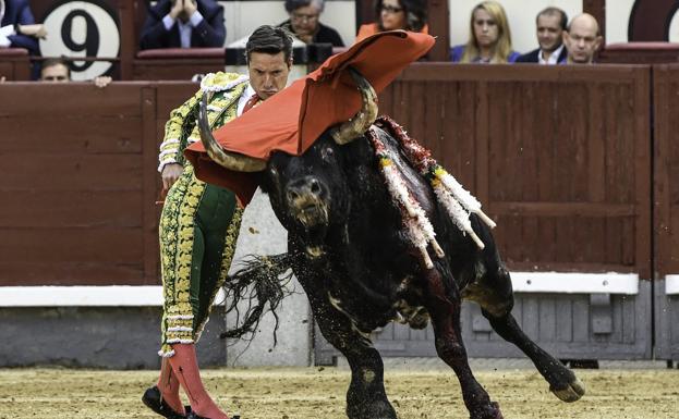 Los toros del Pilar dinamitan el arte y Urdiales se marcha de vacío en Las Ventas