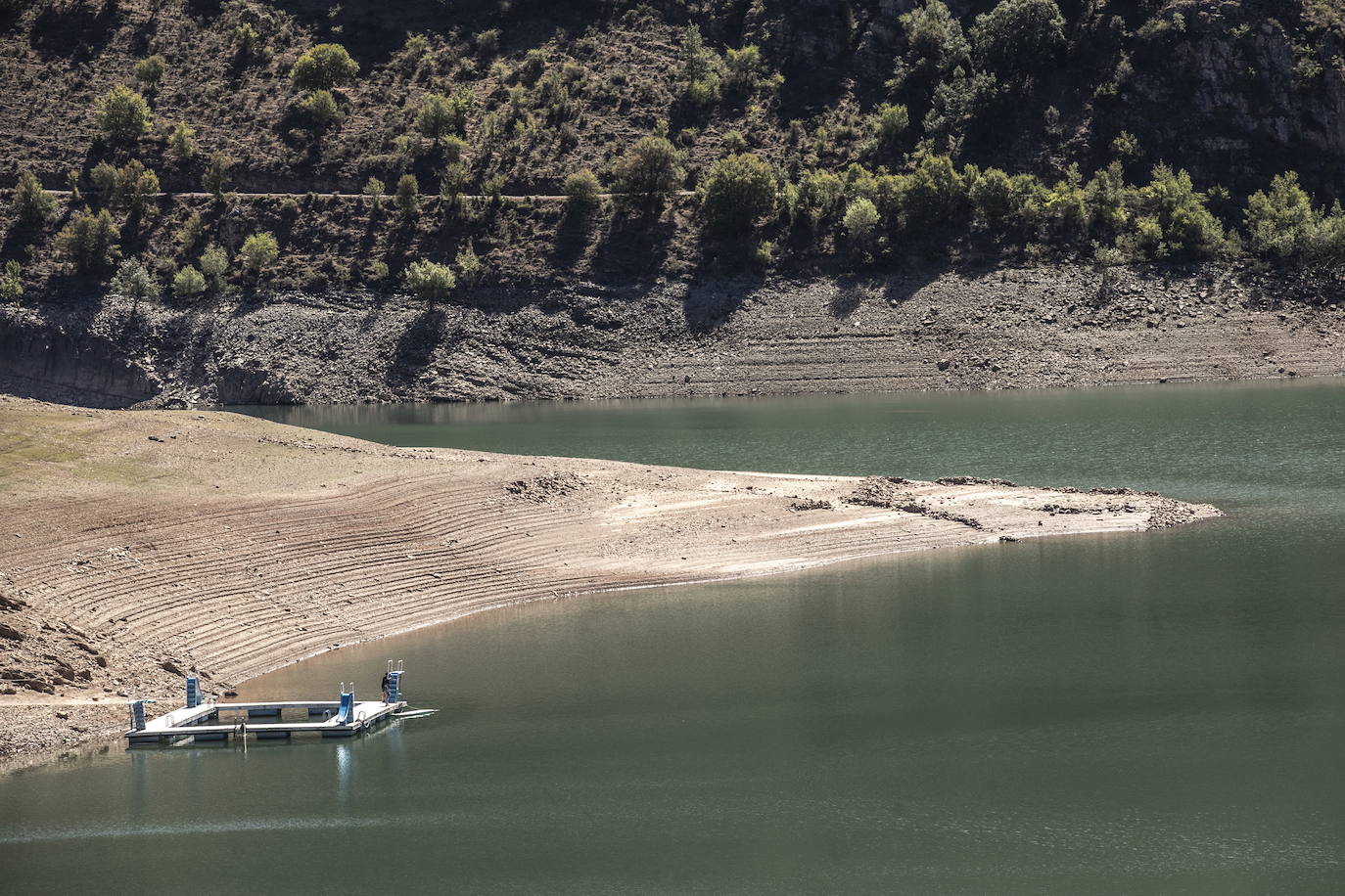 El desagüe de los embalses riojanos no para: ya almacenan el 31,8% de su capacidad