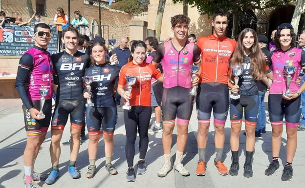 Los riojanos se cuelgan ocho preseas en la carrera de Oteiza