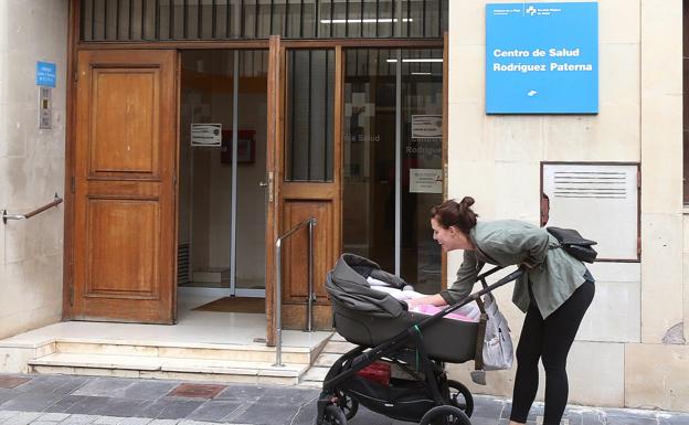 El centro de salud de Rodríguez Paterna se queda sin pediatra al menos tres semanas