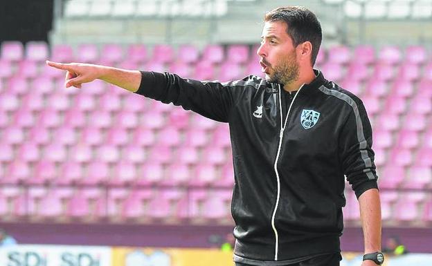 El Calahorra pone a prueba en La Planilla la resistencia del Numancia