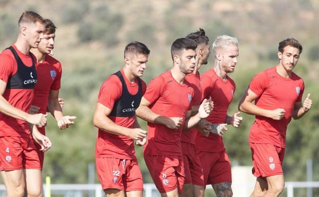 El Calahorra asegura su defensa y espera el acierto del gol