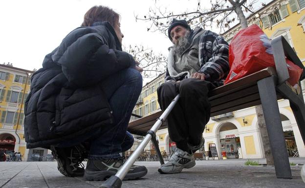 Cáritas alerta del gran aumento de sintecho en las calles