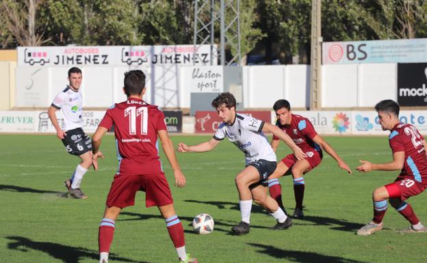 El Alfaro tropieza ante un rival directo por la permanencia