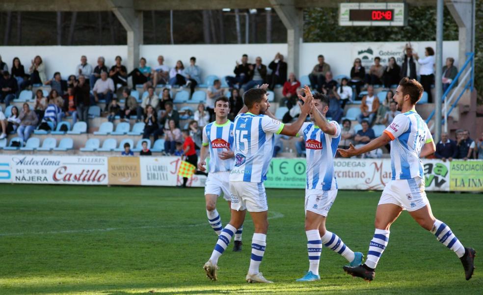 El Náxara se mantiene firme en cabeza de la tabla