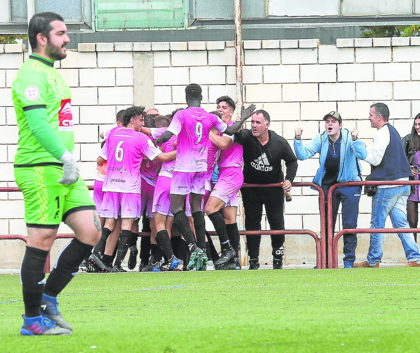 El Agoncillo despega a lo más alto de la Tecera Riojana