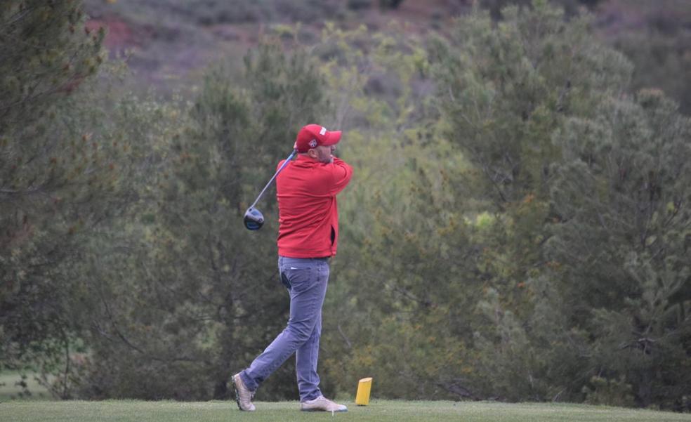 Penúltima cita con el golf y el vino