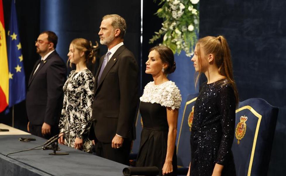 Dolor por Ucrania y clamor por la paz en la entrega de los Premios Princesa de Asturias