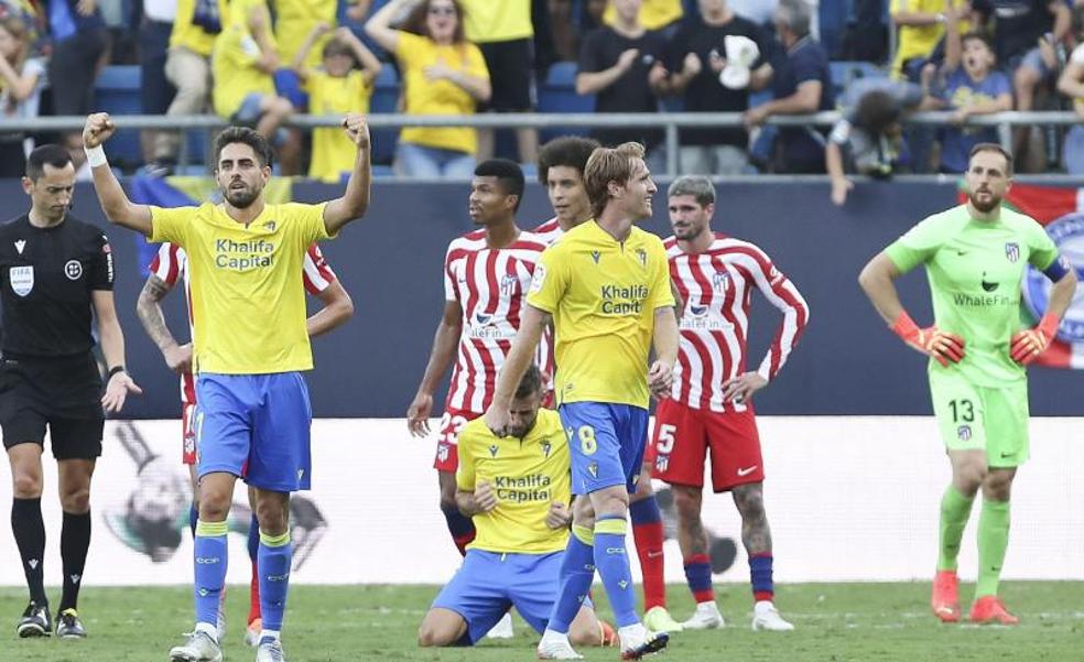 El Atlético se pega otro batacazo sobre la bocina