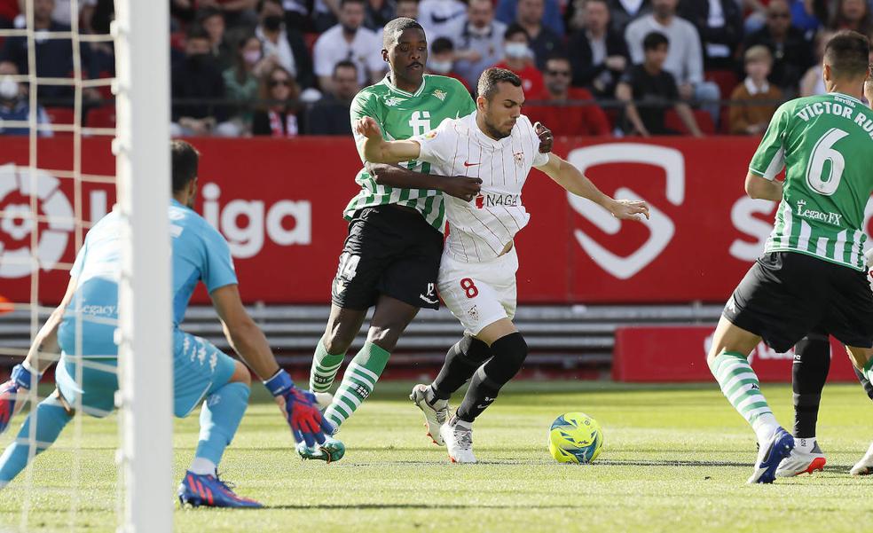 Sevilla, un hervidero de fútbol y de guasa