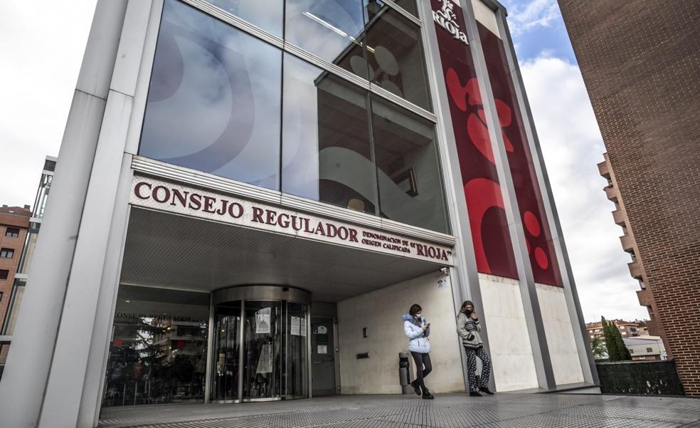 El PNV buzonea en Rioja Alavesa su plan para crear un consejo regulador propio