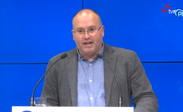 Tellado pide a Andreu que diga si está con Sánchez o con el Estado de Derecho