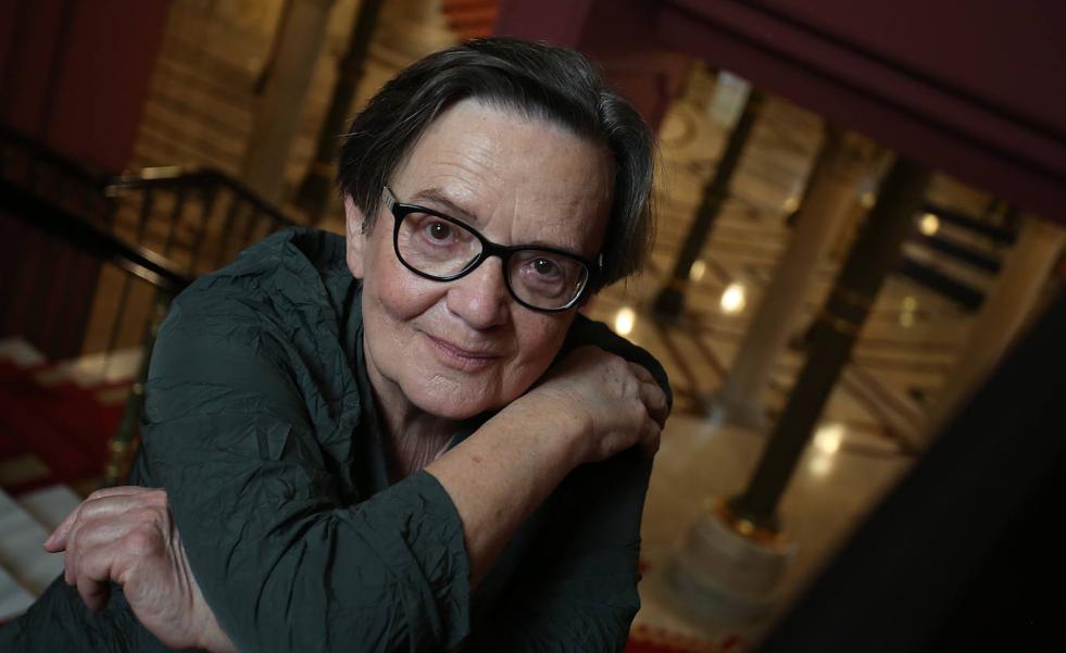 Agnieszka Holland: «Quizá haga falta un desastre mundial para vacunarnos contra la guerra»