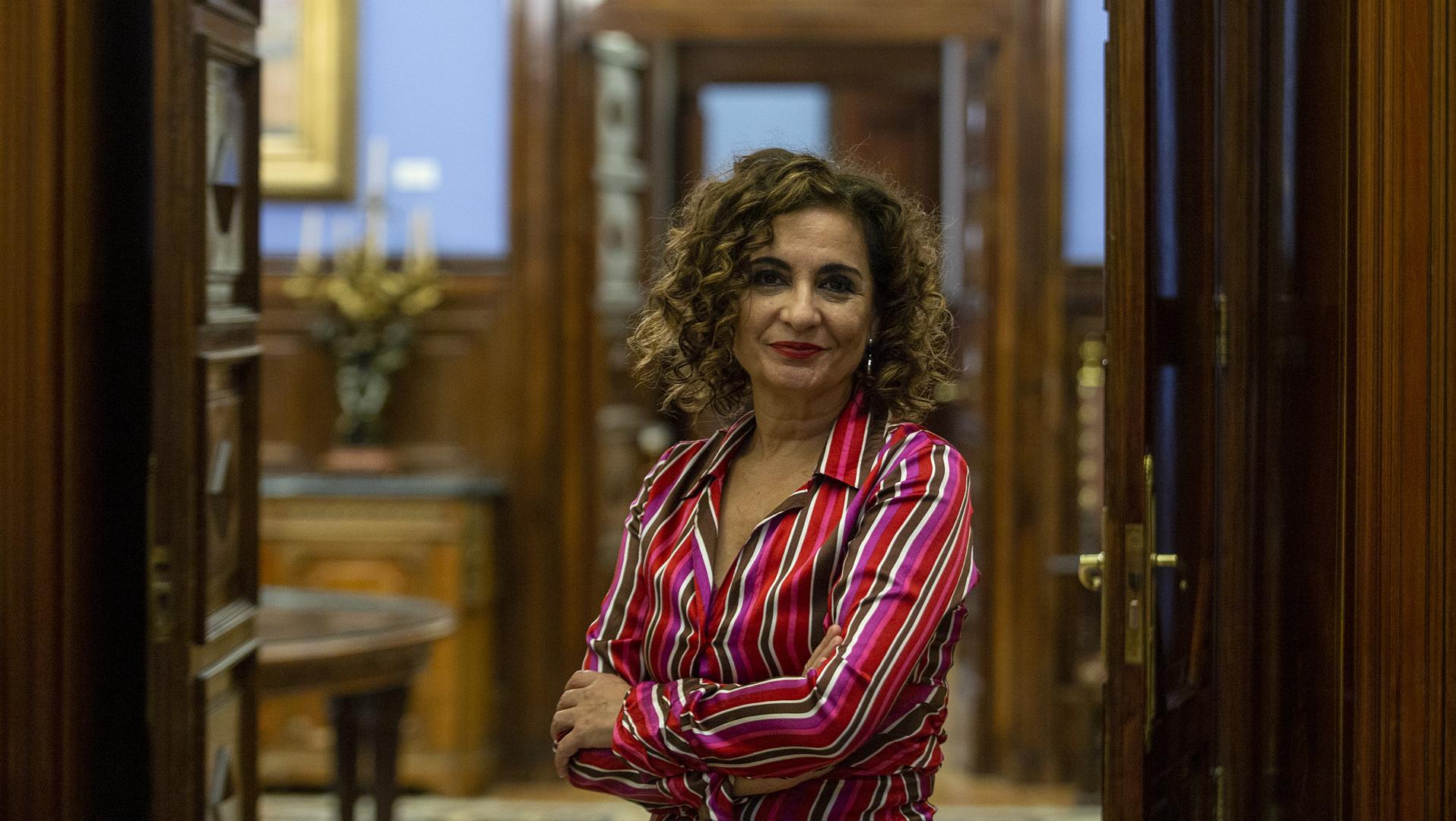 «Ni la ministra de Igualdad debe dimitir ni es víctima de una cacería»