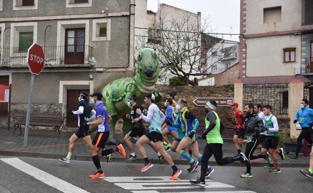 El domingo se disputa la IX Carrera 'Entre dinosaurios' de Igea