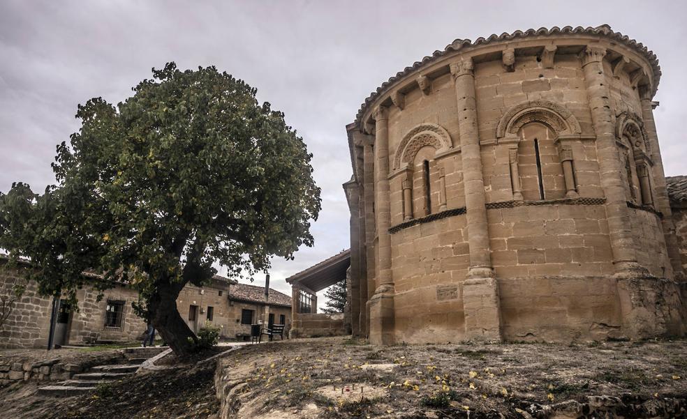 Románico rural y magia en las faldas de los Obarenes